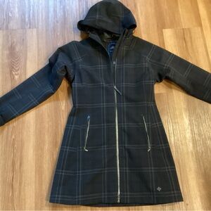 Columbia Women's Black Plaid coat.